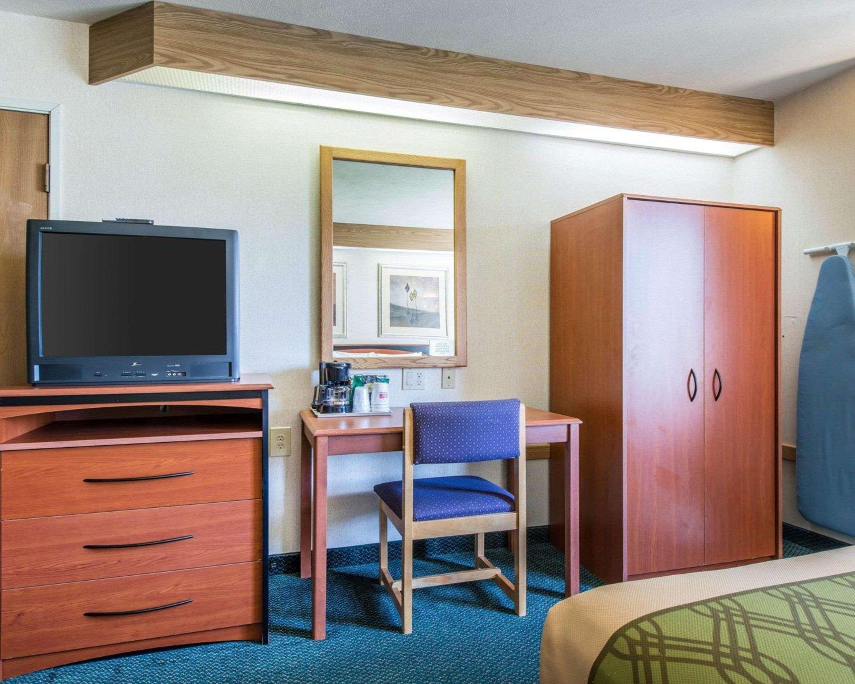 Econo Lodge North Academy Colorado Springs Exteriér fotografie