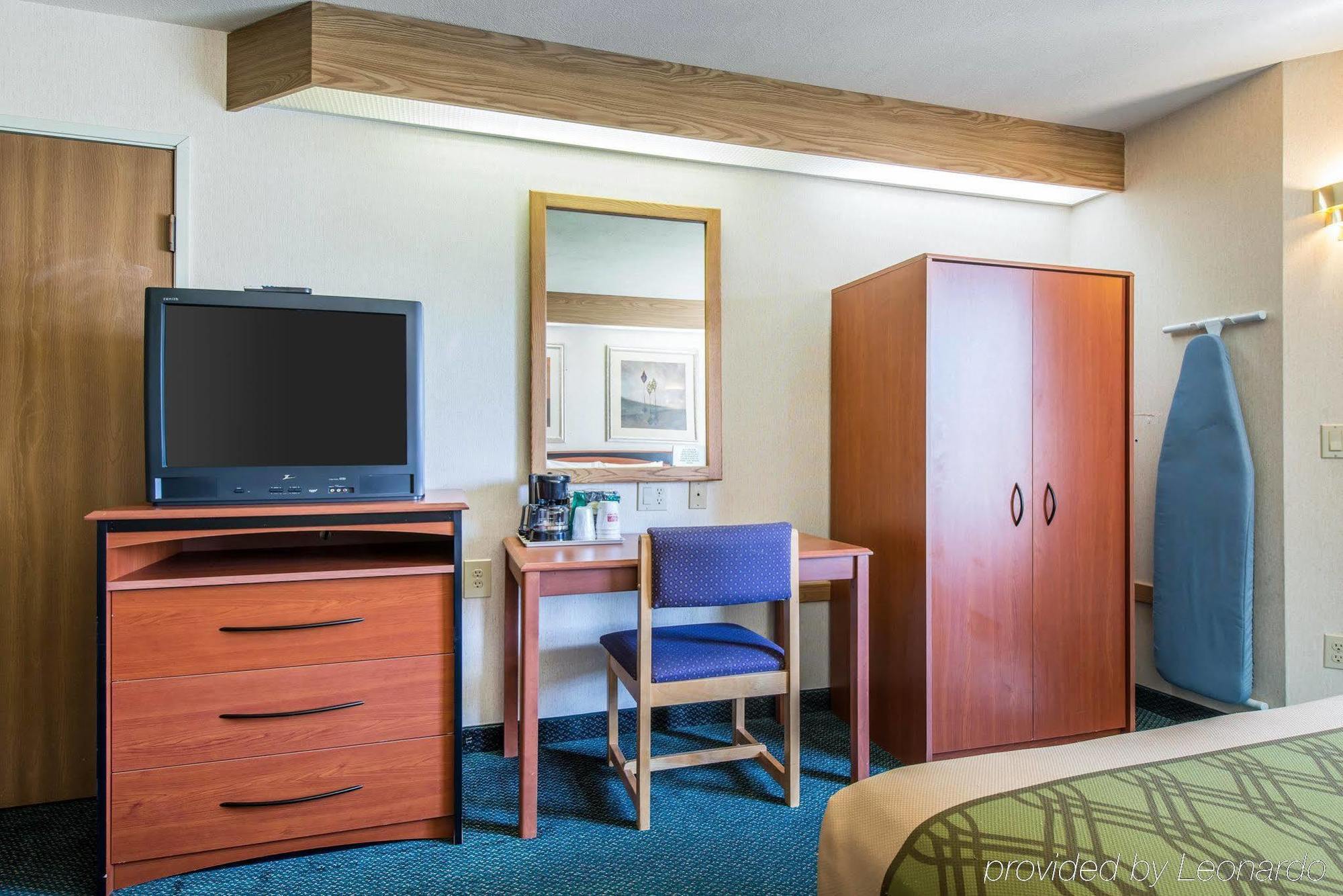 Econo Lodge North Academy Colorado Springs Exteriér fotografie