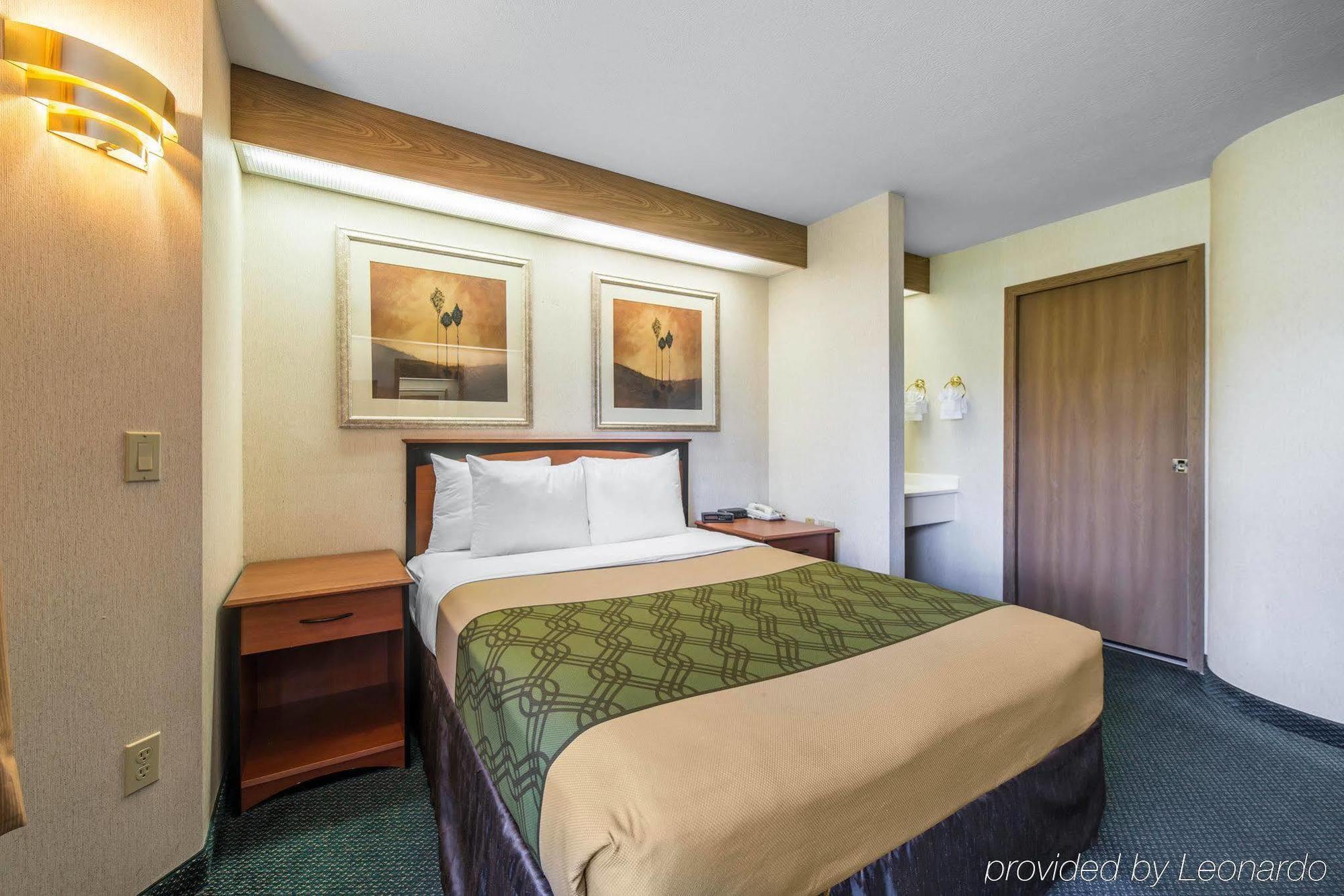 Econo Lodge North Academy Colorado Springs Exteriér fotografie